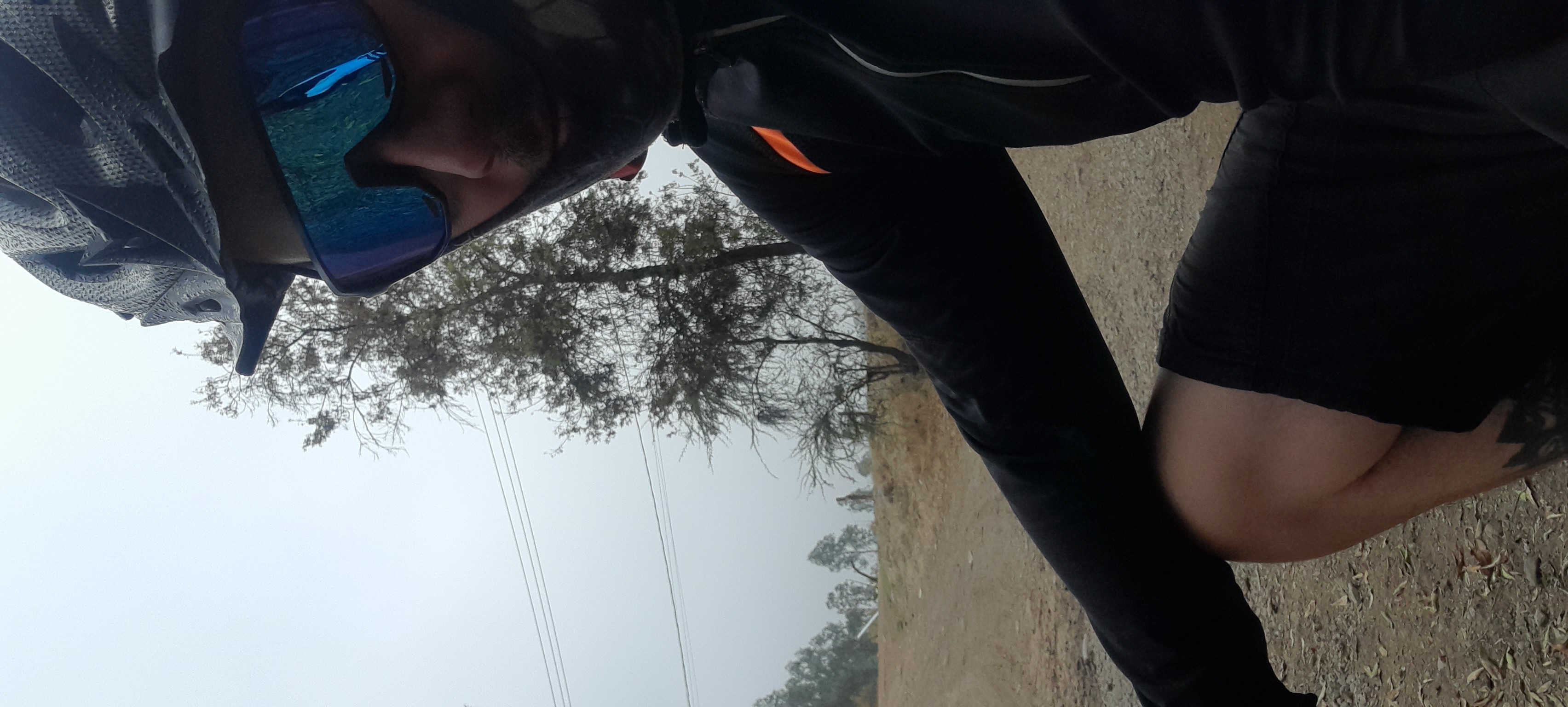 frio 10° salir 3 capas guantes